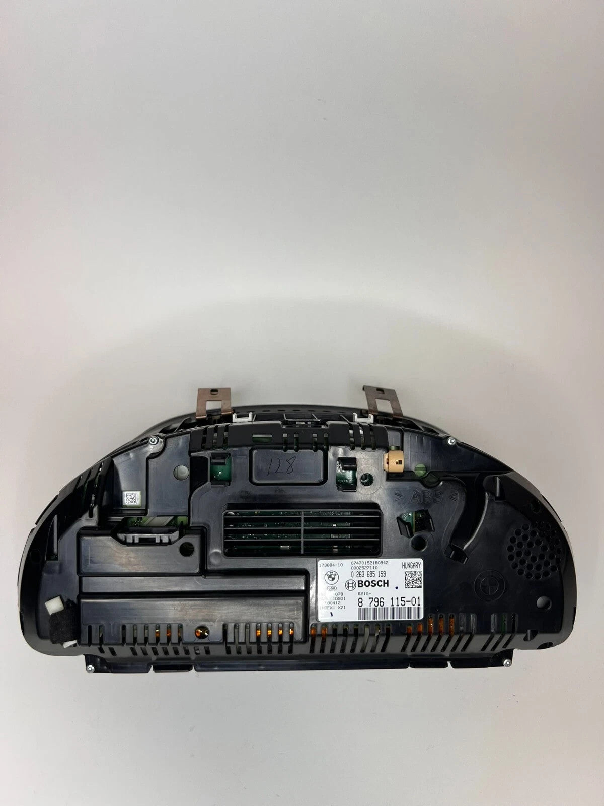 BMW 6WB instrument cluster